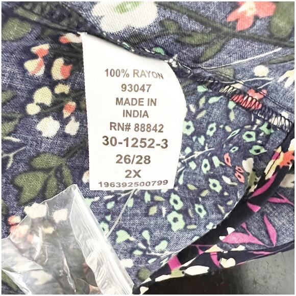 Woman Within Size 26/28 NWT Floral Popover Tunic Navy Collared Ruffled Spring - Picture 14 of 14